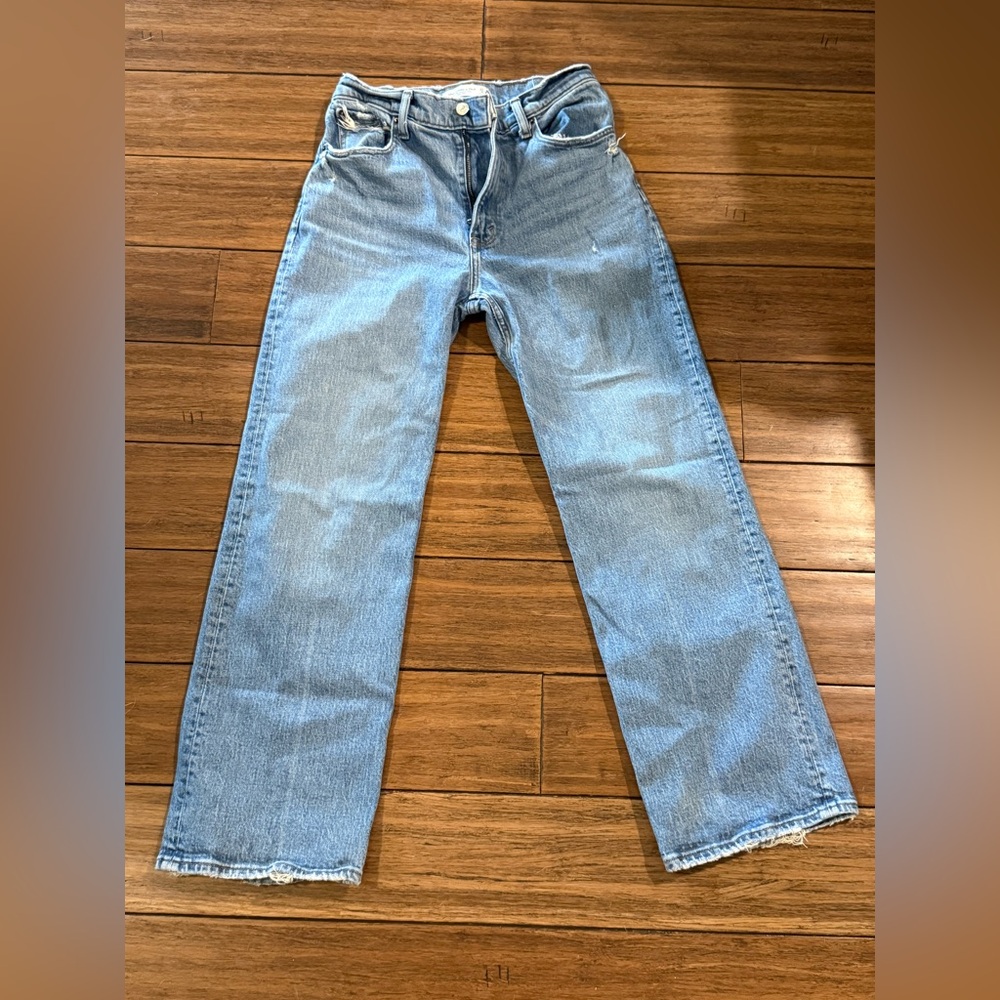 Abercrombie & Fitch Light Blue High-Rise Relaxed Jeans